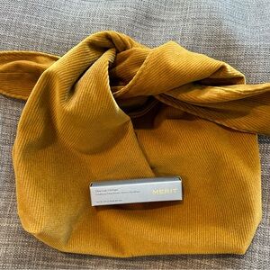 Merit cosmetic bag + mascara